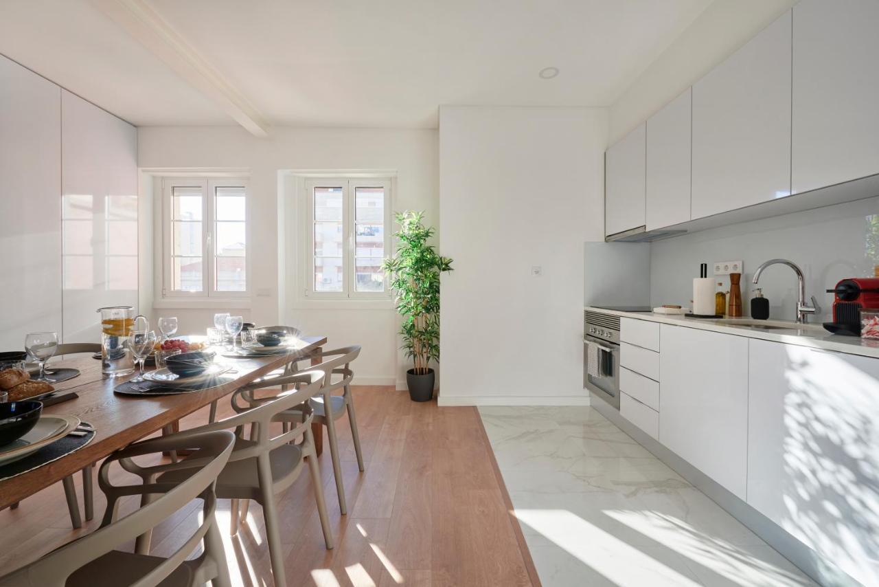 Deluxe Apt At Amazing Prime Location, By Timecooler Lissabon Exterior foto